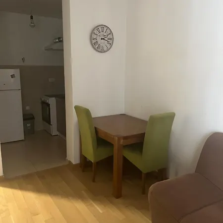 Stan Na Dan, Banja Luka, Block Apartmán